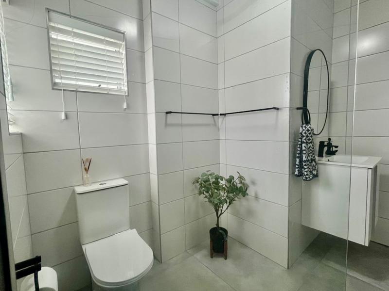 2 Bedroom Property for Sale in Reebok Western Cape